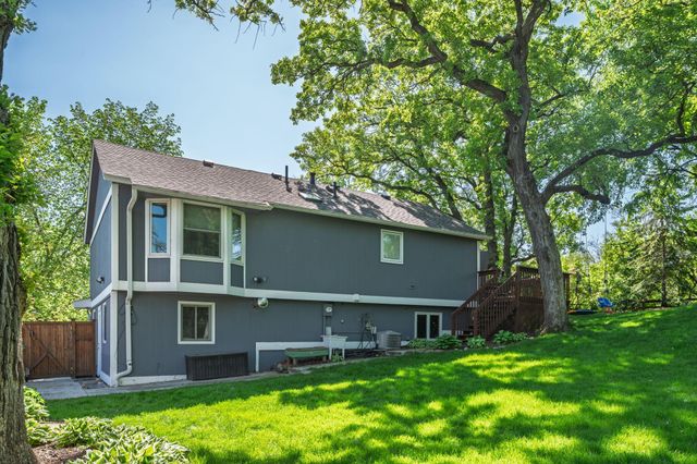 2840 Mayflower Avenue, Minnetonka, MN 55305