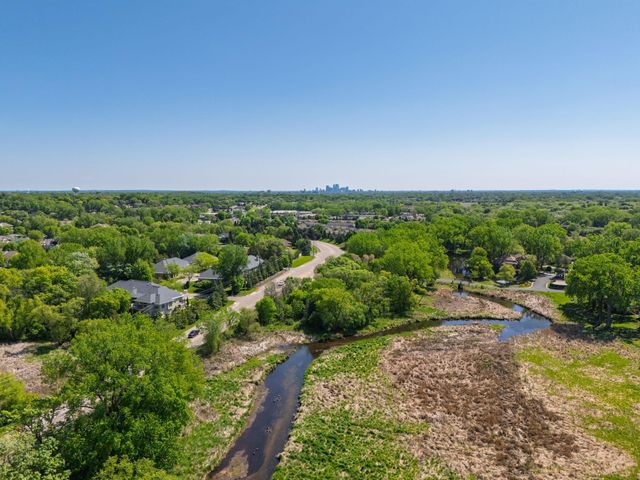 2840 Mayflower Avenue, Minnetonka, MN 55305
