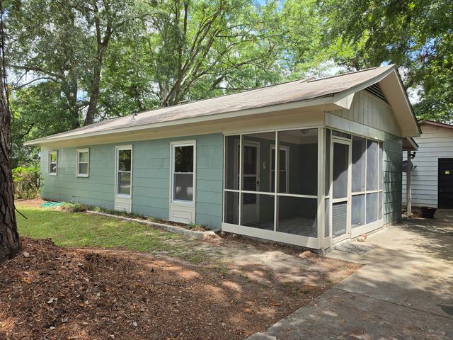 112 Smallridge Street, Aiken, SC 29803