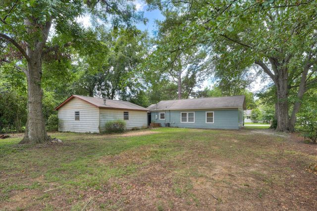 112 Smallridge Street, Aiken, SC 29803