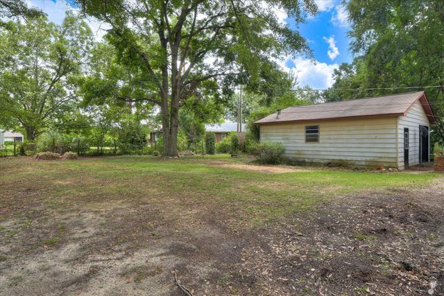 112 Smallridge Street, Aiken, SC 29803