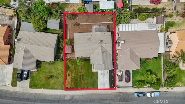 2402 W Sunrise Drive, Rialto, CA 92377