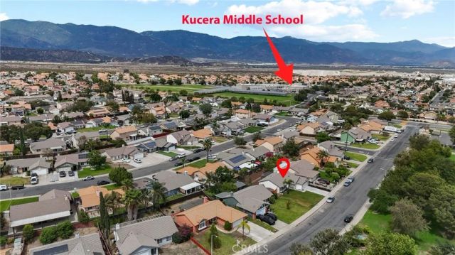 2402 W Sunrise Drive, Rialto, CA 92377
