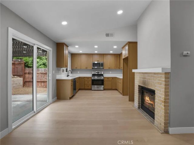 2402 W Sunrise Drive, Rialto, CA 92377