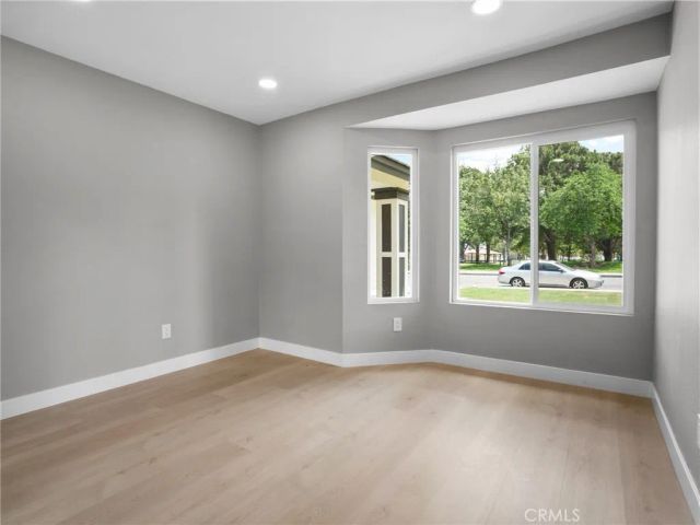 2402 W Sunrise Drive, Rialto, CA 92377