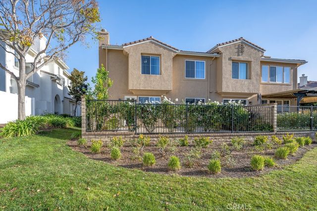 27933 Sirani Court, Valencia, CA 91355