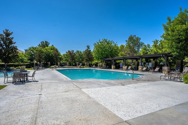 27933 Sirani Court, Valencia, CA 91355