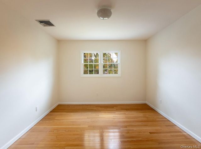 13 McClelland Avenue, Dobbs Ferry, NY 10522