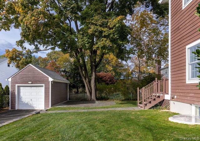 13 McClelland Avenue, Dobbs Ferry, NY 10522