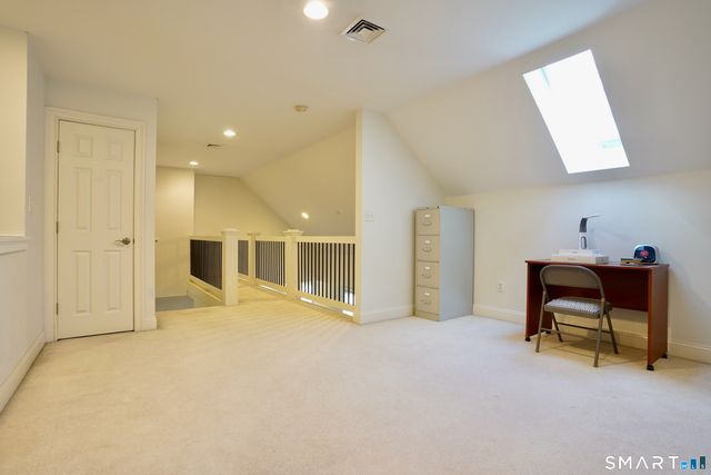 10 Whispering Hollow Court, Cheshire, CT 06410