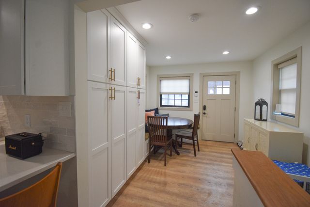 8634 Monfort Drive, St. John, IN 46373