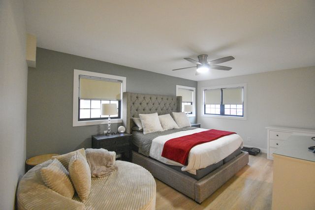 8634 Monfort Drive, St. John, IN 46373