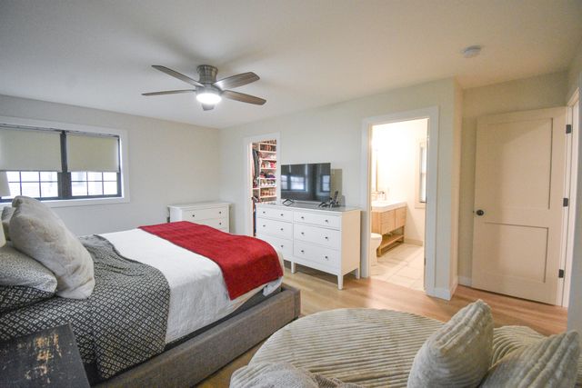 8634 Monfort Drive, St. John, IN 46373