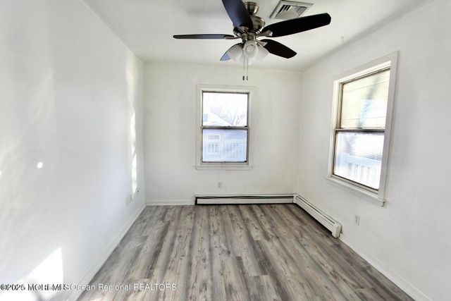 9 Kearney Street A, Keyport, NJ 07735