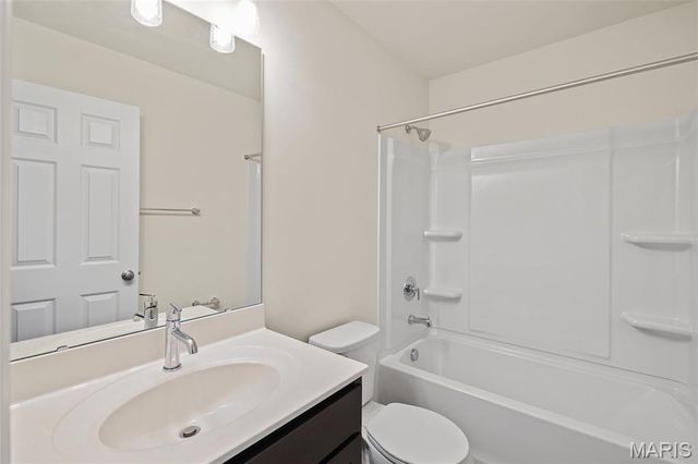 1030 Westhaven Boulevard, Wentzville, MO 63385