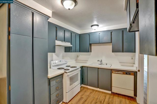 156 E Trident Dr, Pittsburg, CA 94565