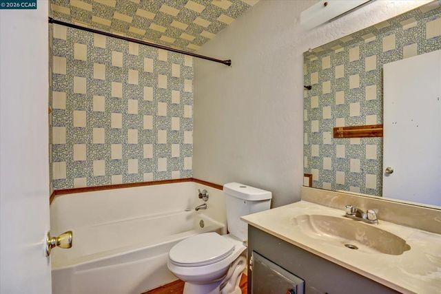 156 E Trident Dr, Pittsburg, CA 94565