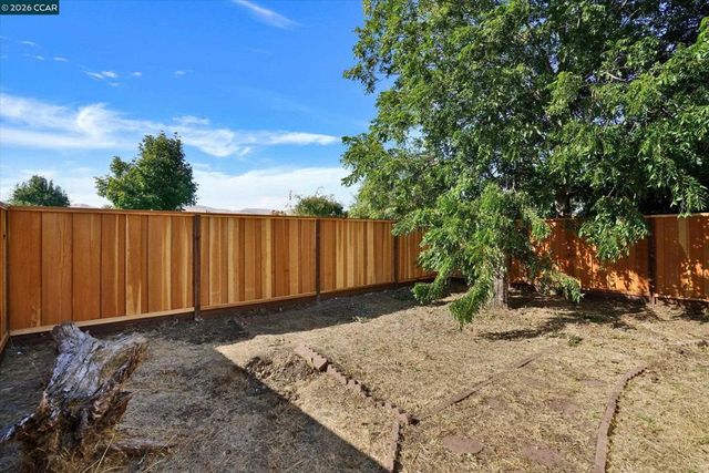 156 E Trident Dr, Pittsburg, CA 94565