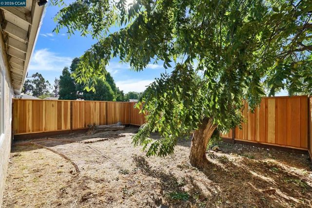 156 E Trident Dr, Pittsburg, CA 94565