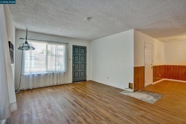 156 E Trident Dr, Pittsburg, CA 94565