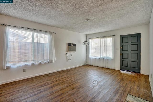 156 E Trident Dr, Pittsburg, CA 94565