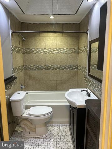 6906 BUIST AVE, Philadelphia, PA 19142