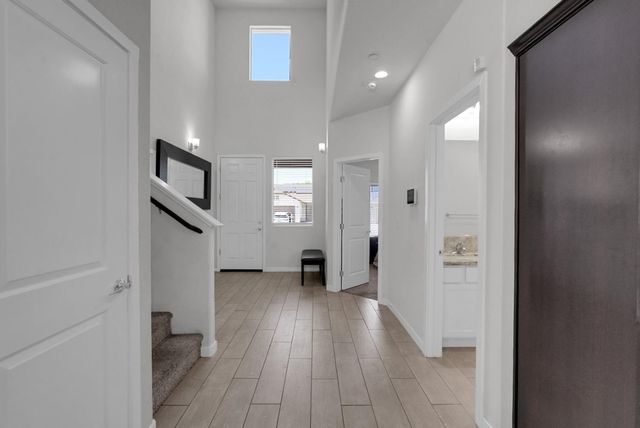 2354 Starboard Lane, Stockton, CA 95206