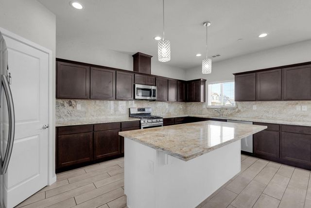 2354 Starboard Lane, Stockton, CA 95206