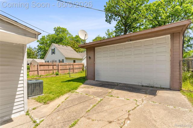 3280 Inman Street, Ferndale, MI 48220