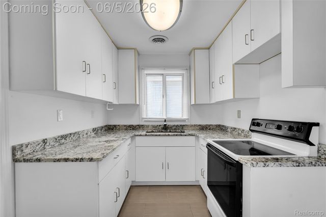 3280 Inman Street, Ferndale, MI 48220