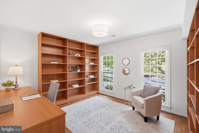 1525 W KERSEY LN, Potomac, MD 20854