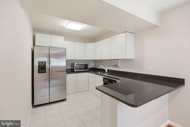 1525 W KERSEY LN, Potomac, MD 20854