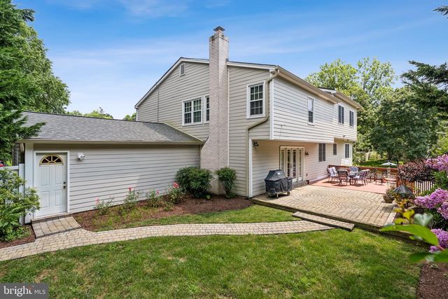 1525 W KERSEY LN, Potomac, MD 20854