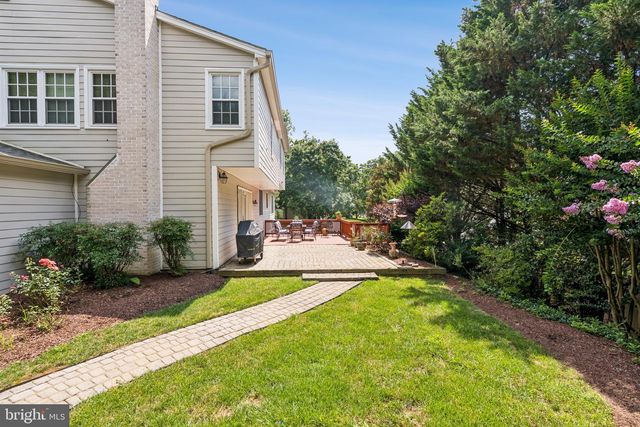 1525 W KERSEY LN, Potomac, MD 20854