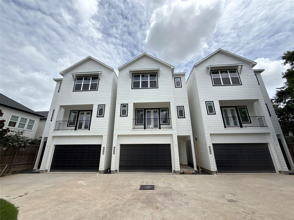 9426 Campbell Road C, Houston, TX 77080