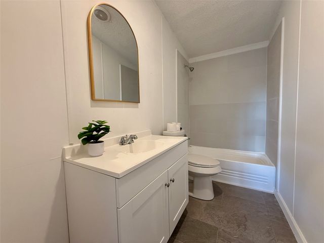 332 Water View Lane, Weatherford, TX 76085