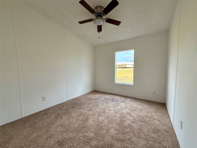 332 Water View Lane, Weatherford, TX 76085