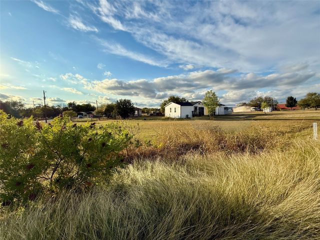 332 Water View Lane, Weatherford, TX 76085