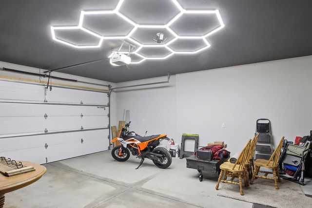 W5591 Briarwood ROAD, Elkhorn, WI 53121