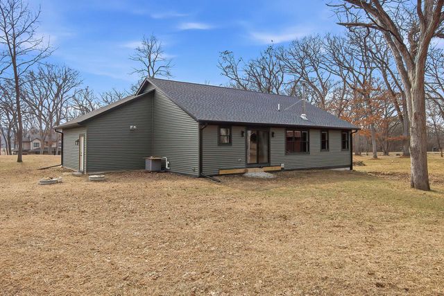 W5591 Briarwood ROAD, Elkhorn, WI 53121