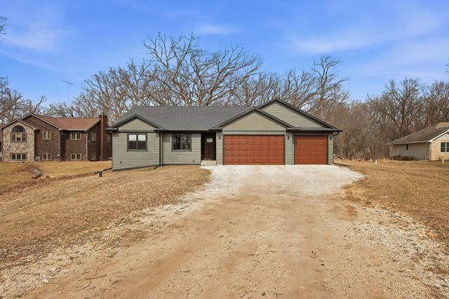 W5591 Briarwood ROAD, Elkhorn, WI 53121