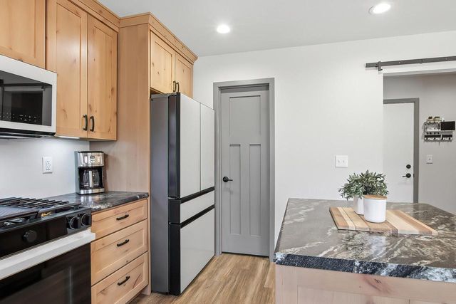 W5591 Briarwood ROAD, Elkhorn, WI 53121