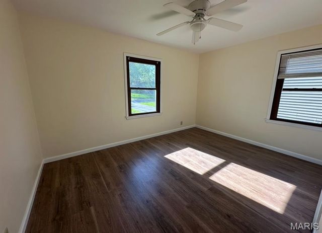 1912 Overland Drive, St Louis, MO 63114