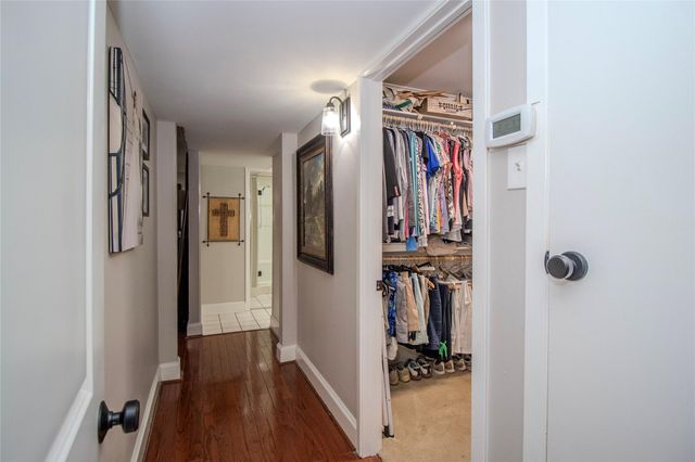 3783 Spring Drive, Huntsville, TX 77340
