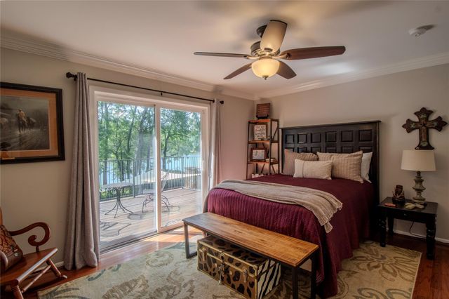 3783 Spring Drive, Huntsville, TX 77340