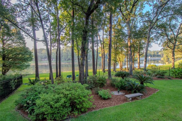 3783 Spring Drive, Huntsville, TX 77340