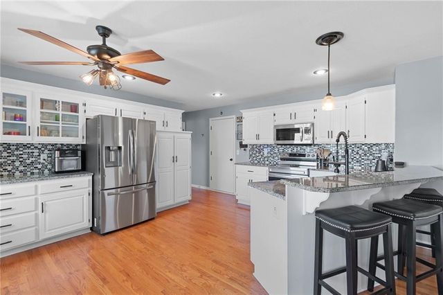 5901 NW Liston Court, Kansas City, MO 64151