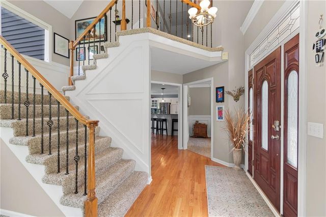5901 NW Liston Court, Kansas City, MO 64151