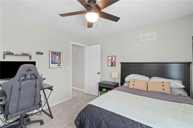5901 NW Liston Court, Kansas City, MO 64151