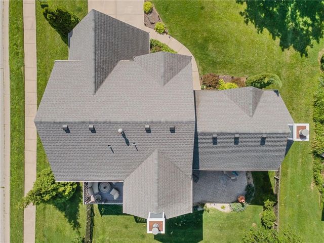 5901 NW Liston Court, Kansas City, MO 64151